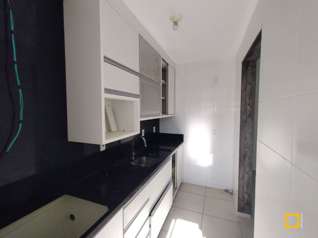 Apartamento com 58m², 2 quartos, 1 garagem, no bairro Serraria em São José
