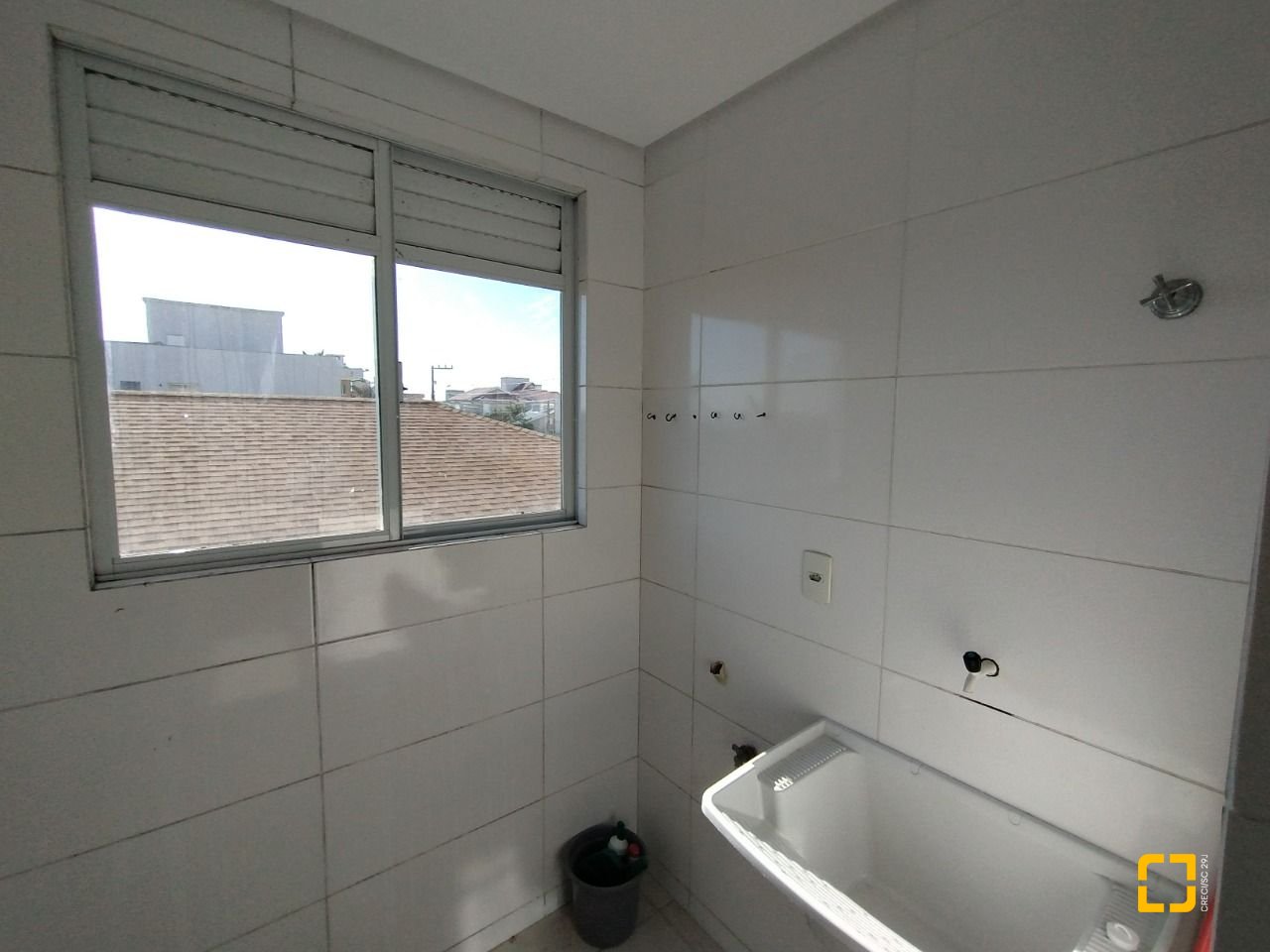 Apartamento com 58m², 2 quartos, 1 garagem, no bairro Serraria em São José