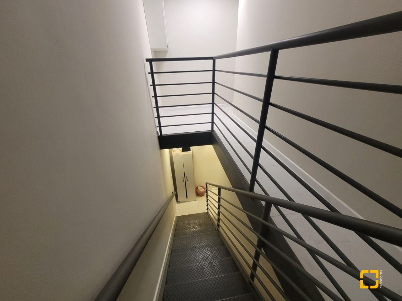 Loja com 65m², no bairro Campinas em São José