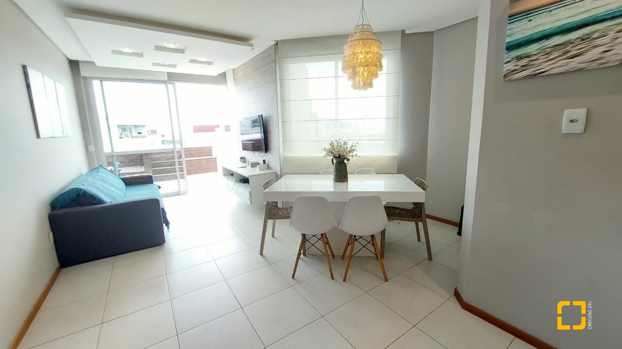 Cobertura com 157m², 3 quartos (sendo 1 suíte), 2 garagens, no bairro Campeche em Florianópolis