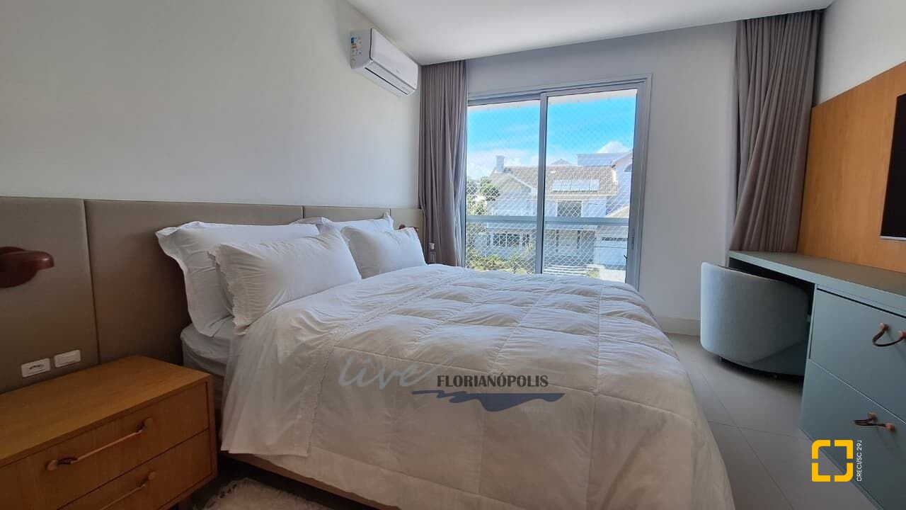 Apartamento com 147m², 6 quartos (sendo 3 suítes), 2 garagens, no bairro Jurerê Internacional em Florianópolis