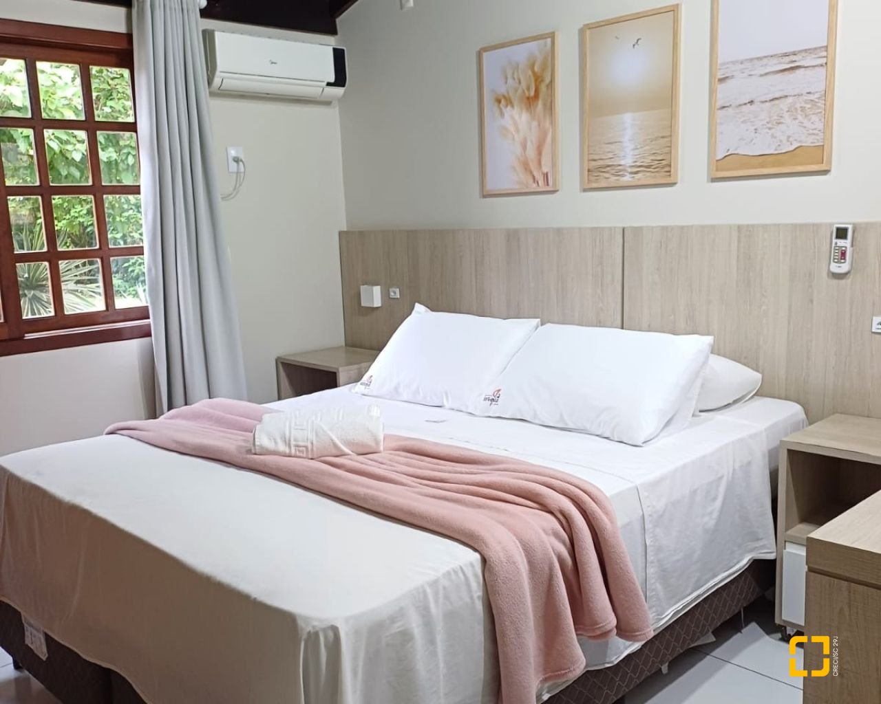 Casa de Condomínio com 73m², 2 quartos, 2 garagens, no bairro Lagoa da Conceição em Florianópolis