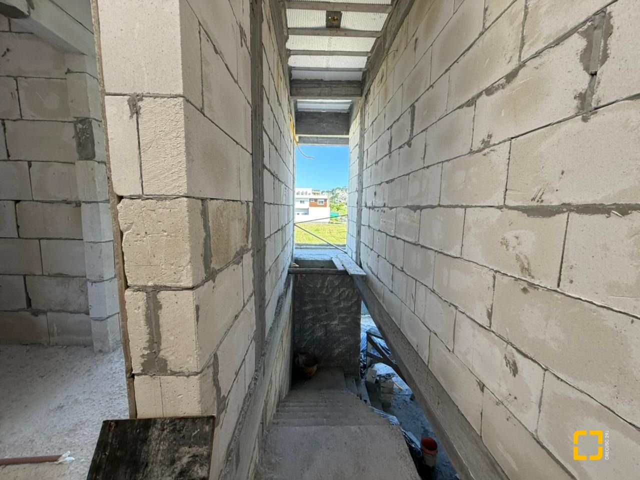 Casa de Condomínio com 450m², 4 quartos (sendo 4 suítes), 2 garagens, no bairro Pedra Branca em Palhoça