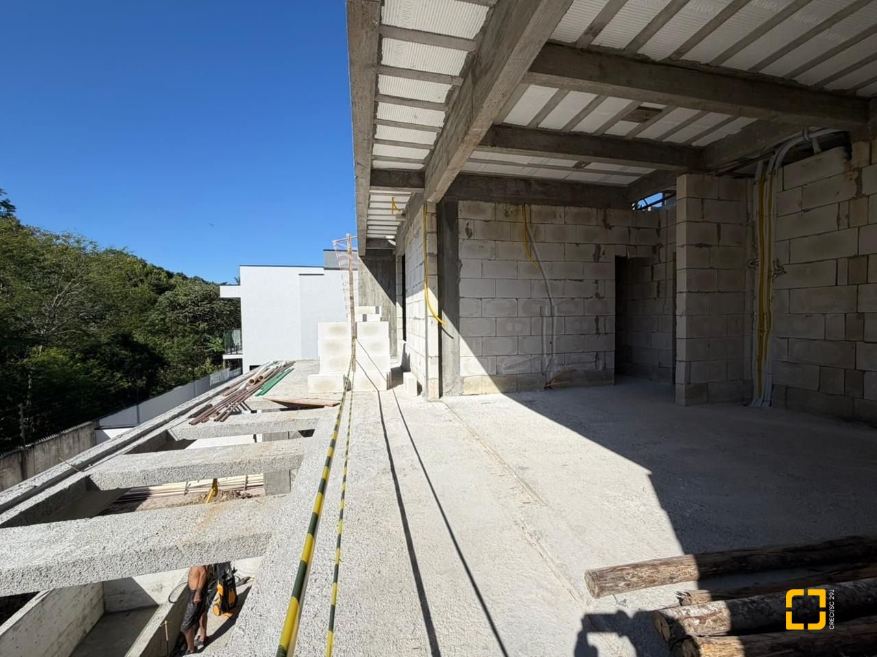 Casa de Condomínio com 450m², 4 quartos (sendo 4 suítes), 2 garagens, no bairro Pedra Branca em Palhoça