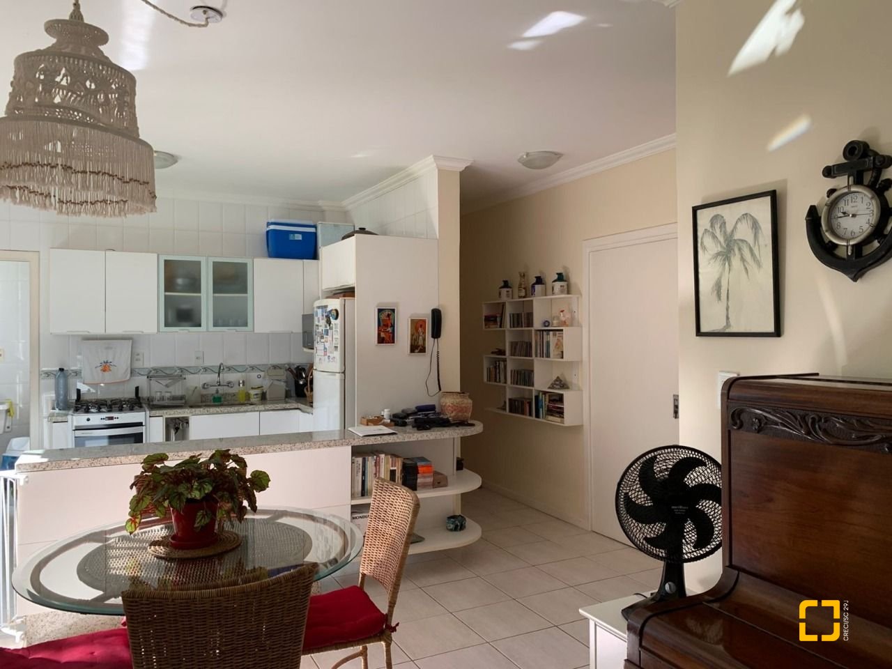 Apartamento com 98m², 4 quartos (sendo 1 suíte), 1 garagem, no bairro Jurerê em Florianópolis