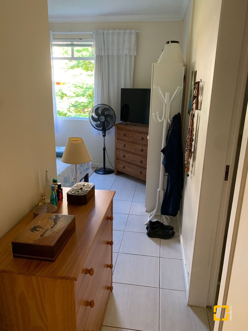 Apartamento com 98m², 4 quartos (sendo 1 suíte), 1 garagem, no bairro Jurerê em Florianópolis