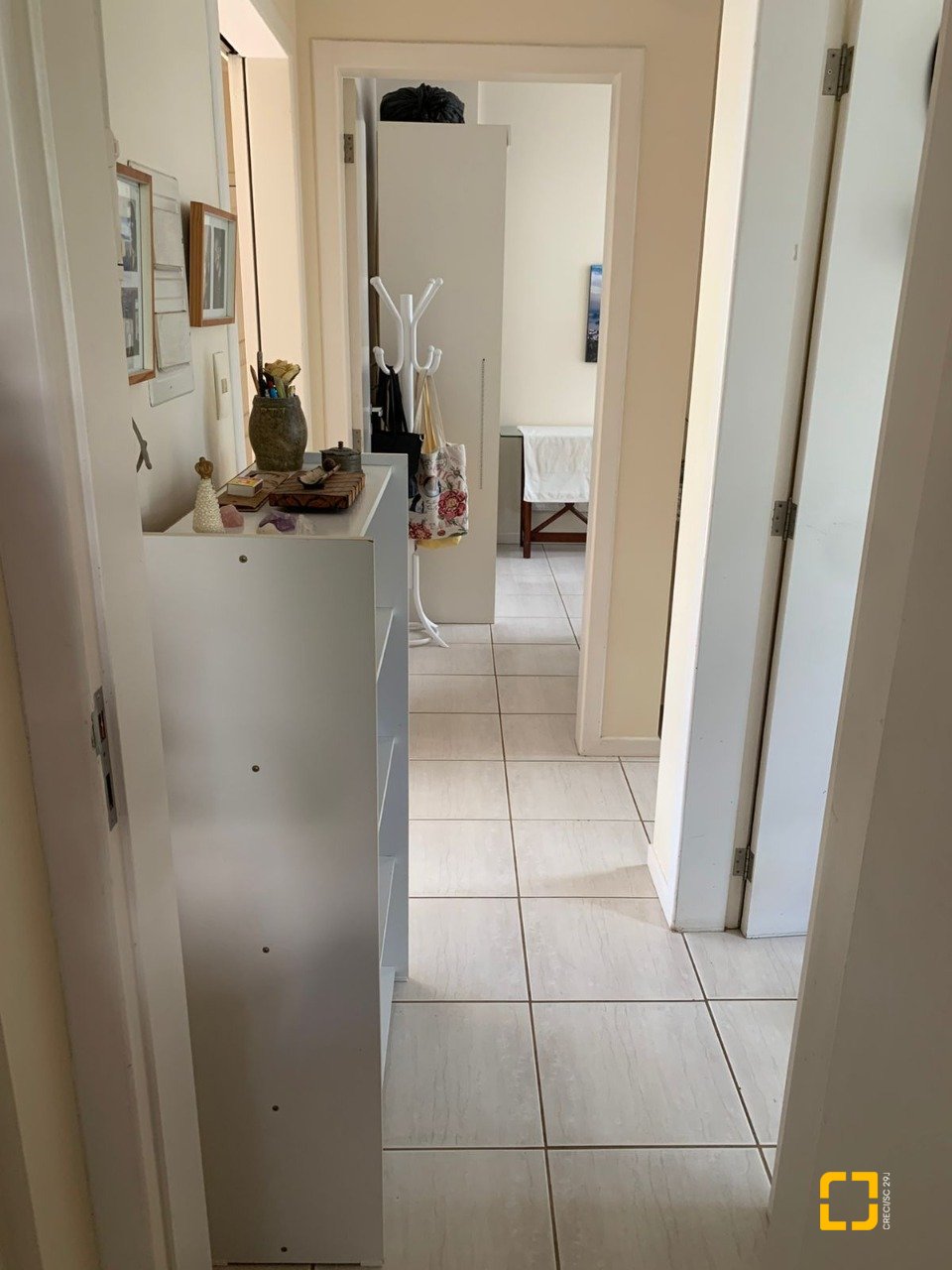 Apartamento com 98m², 4 quartos (sendo 1 suíte), 1 garagem, no bairro Jurerê em Florianópolis