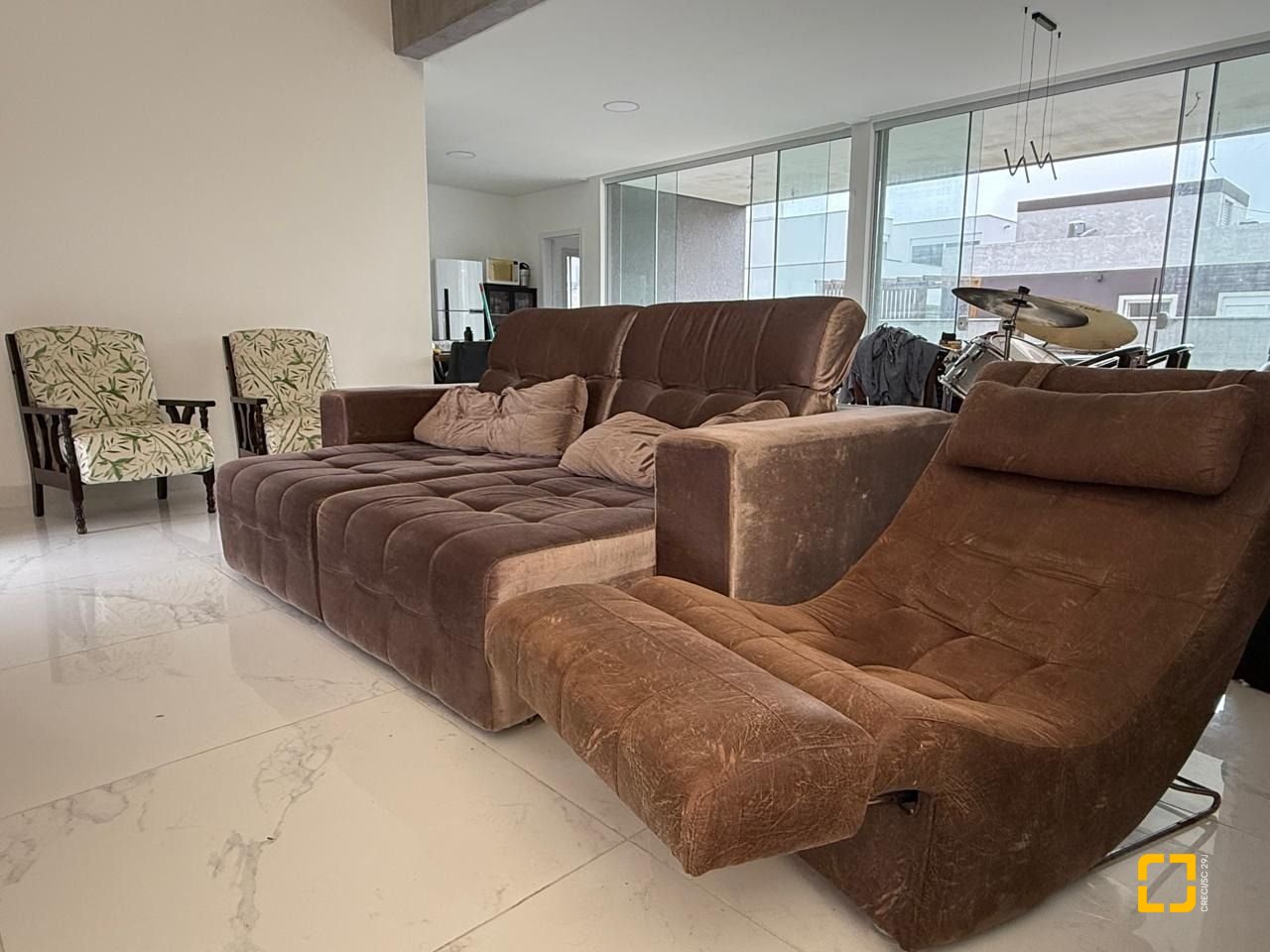 Casa de Condomínio com 127m², 6 quartos (sendo 3 suítes), 2 garagens, no bairro Rio Vermelho em Florianópolis