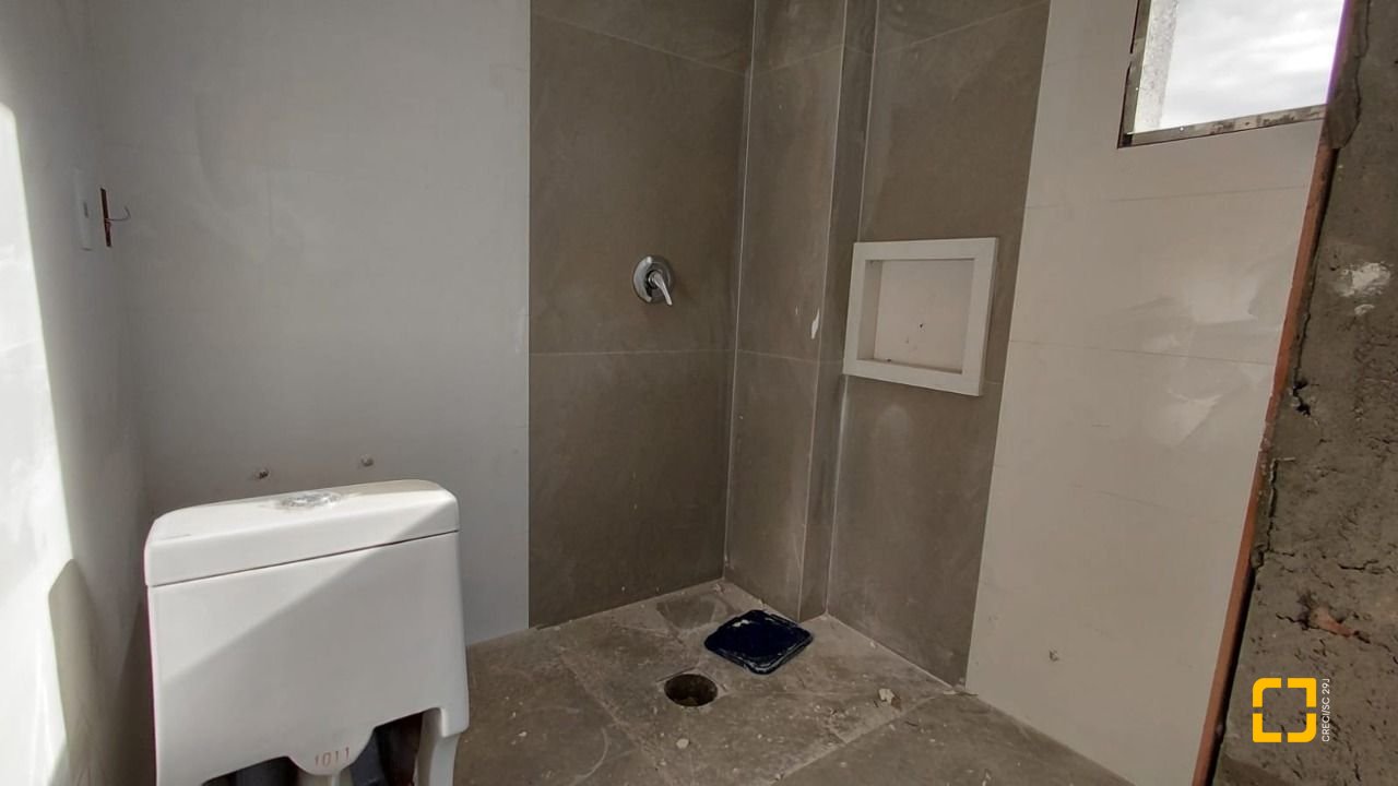 Apartamento com 65m², 3 quartos (sendo 1 suíte), 1 garagem, no bairro Ingleses em Florianópolis