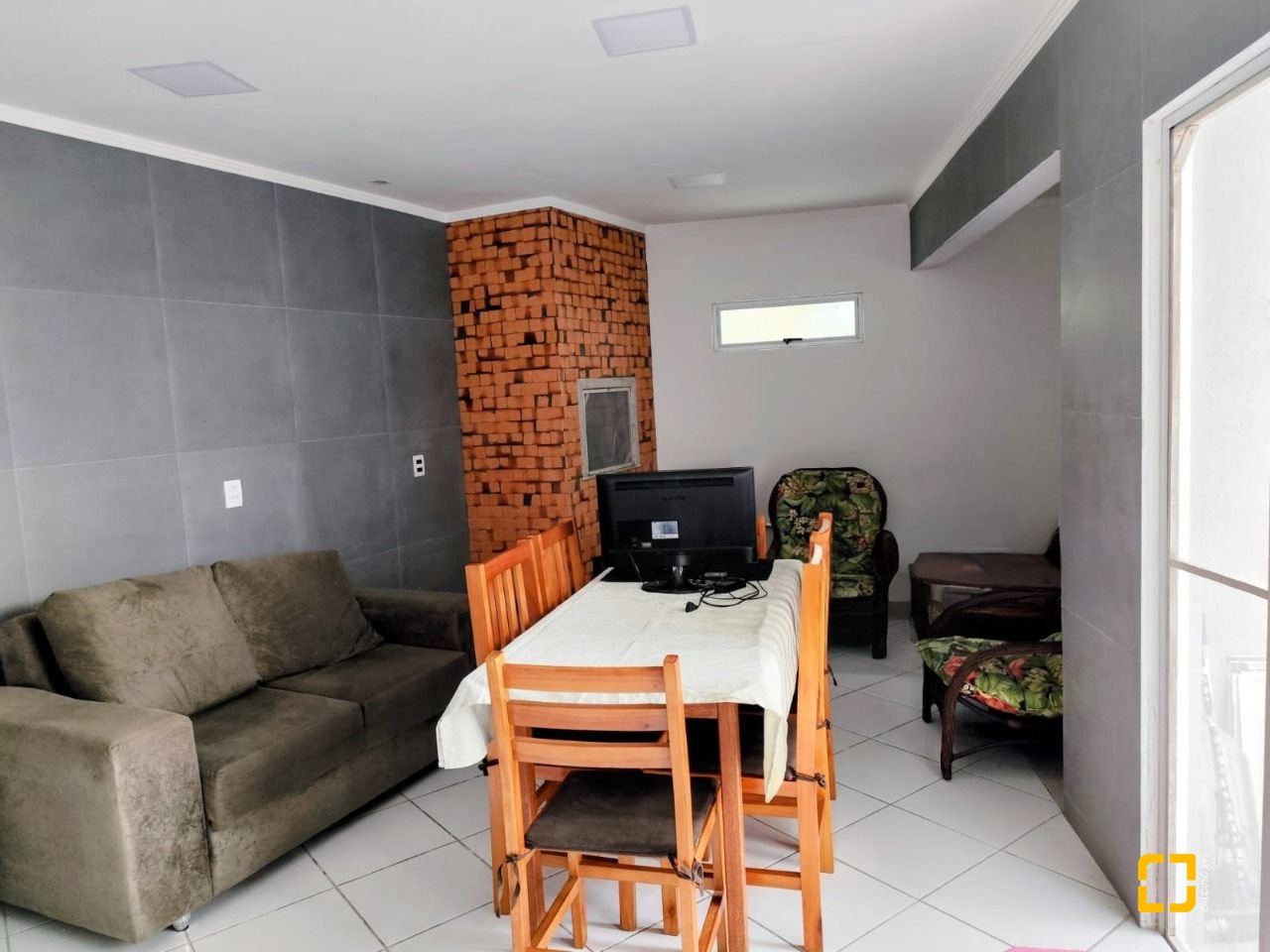 Casa com 145m², 3 quartos, 1 garagem, no bairro Ingleses em Florianópolis