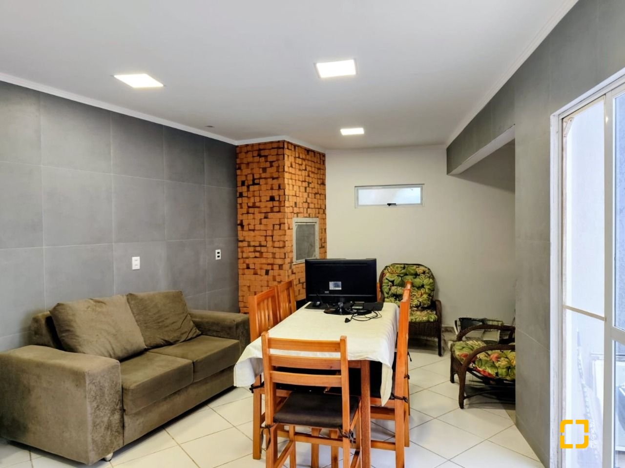 Casa com 145m², 3 quartos, 1 garagem, no bairro Ingleses em Florianópolis