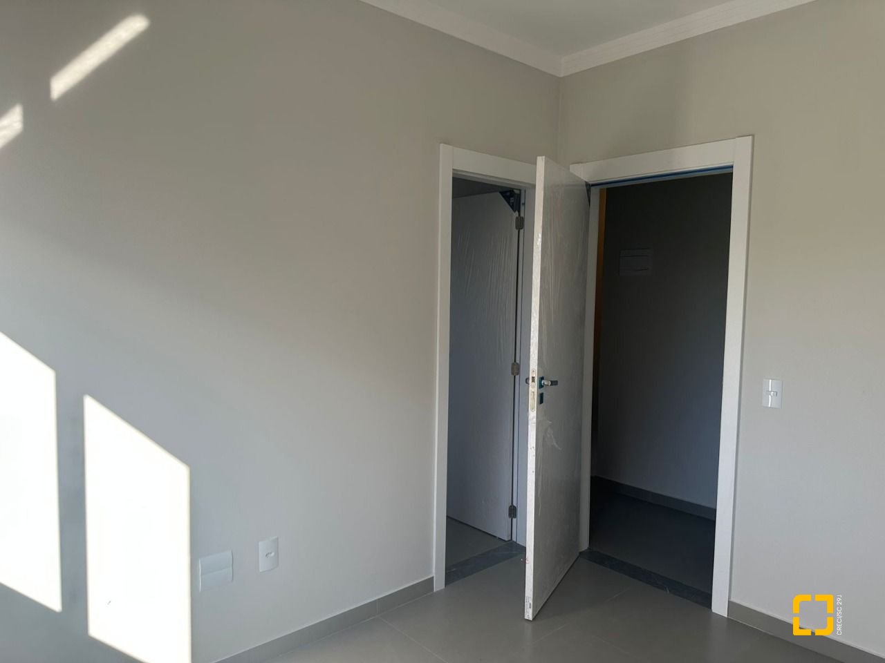 Casa com 86m², 4 quartos (sendo 2 suítes), 1 garagem, no bairro Ingleses em Florianópolis