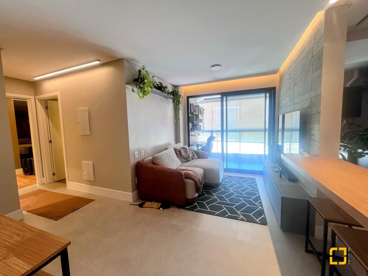 Apartamento com 74m², 3 quartos (sendo 1 suíte), 1 garagem, no bairro Kobrasol em São José
