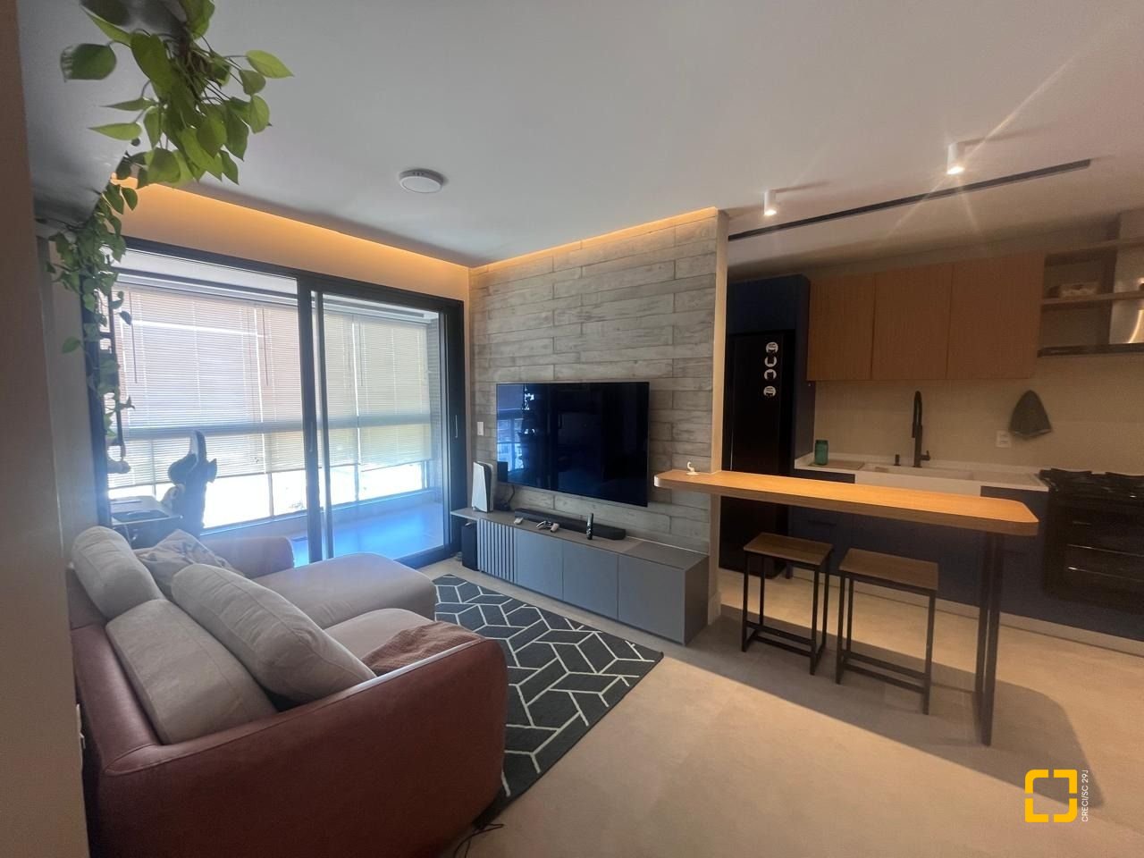 Apartamento com 74m², 3 quartos (sendo 1 suíte), 1 garagem, no bairro Kobrasol em São José