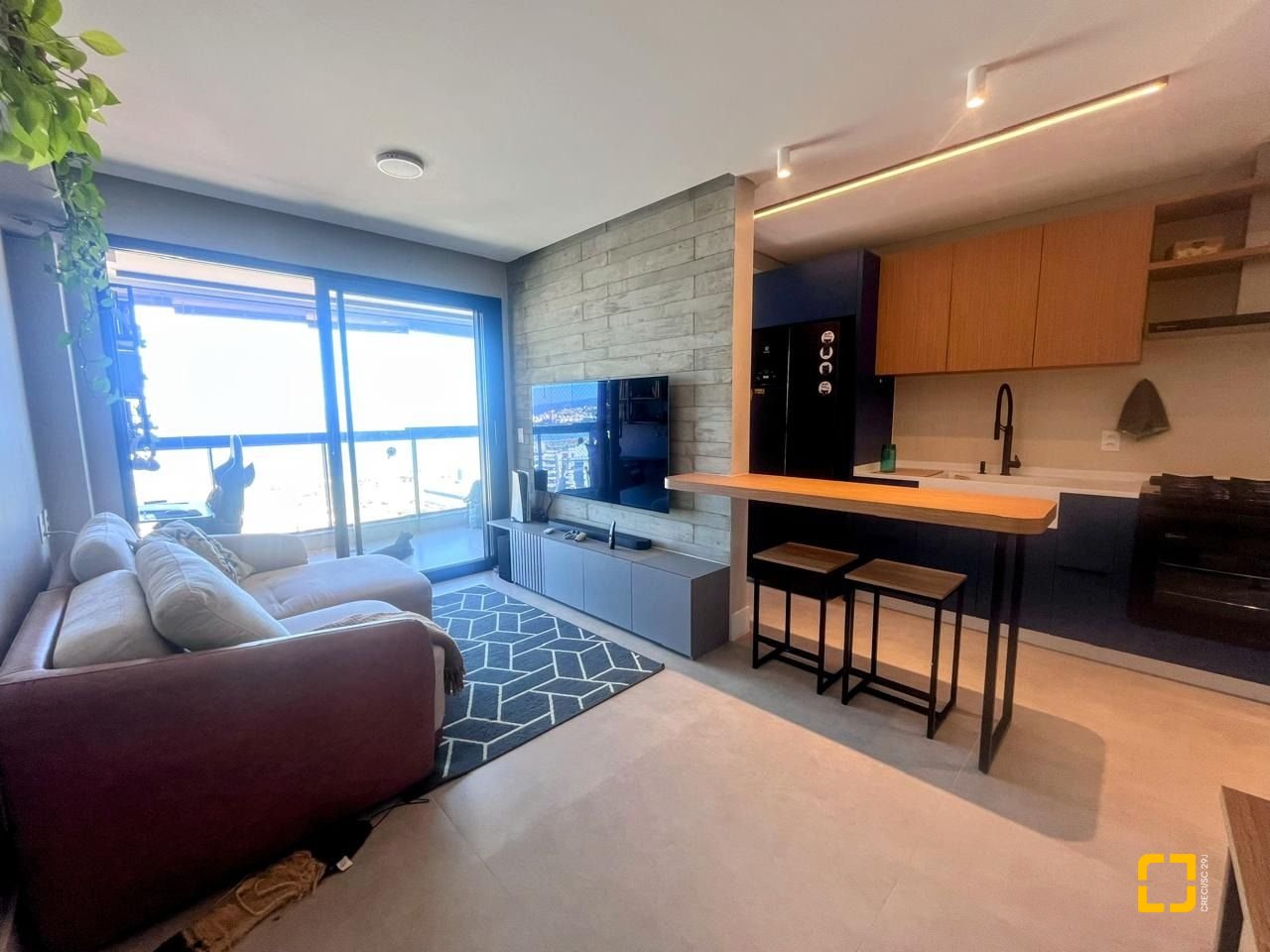 Apartamento com 74m², 3 quartos (sendo 1 suíte), 1 garagem, no bairro Kobrasol em São José