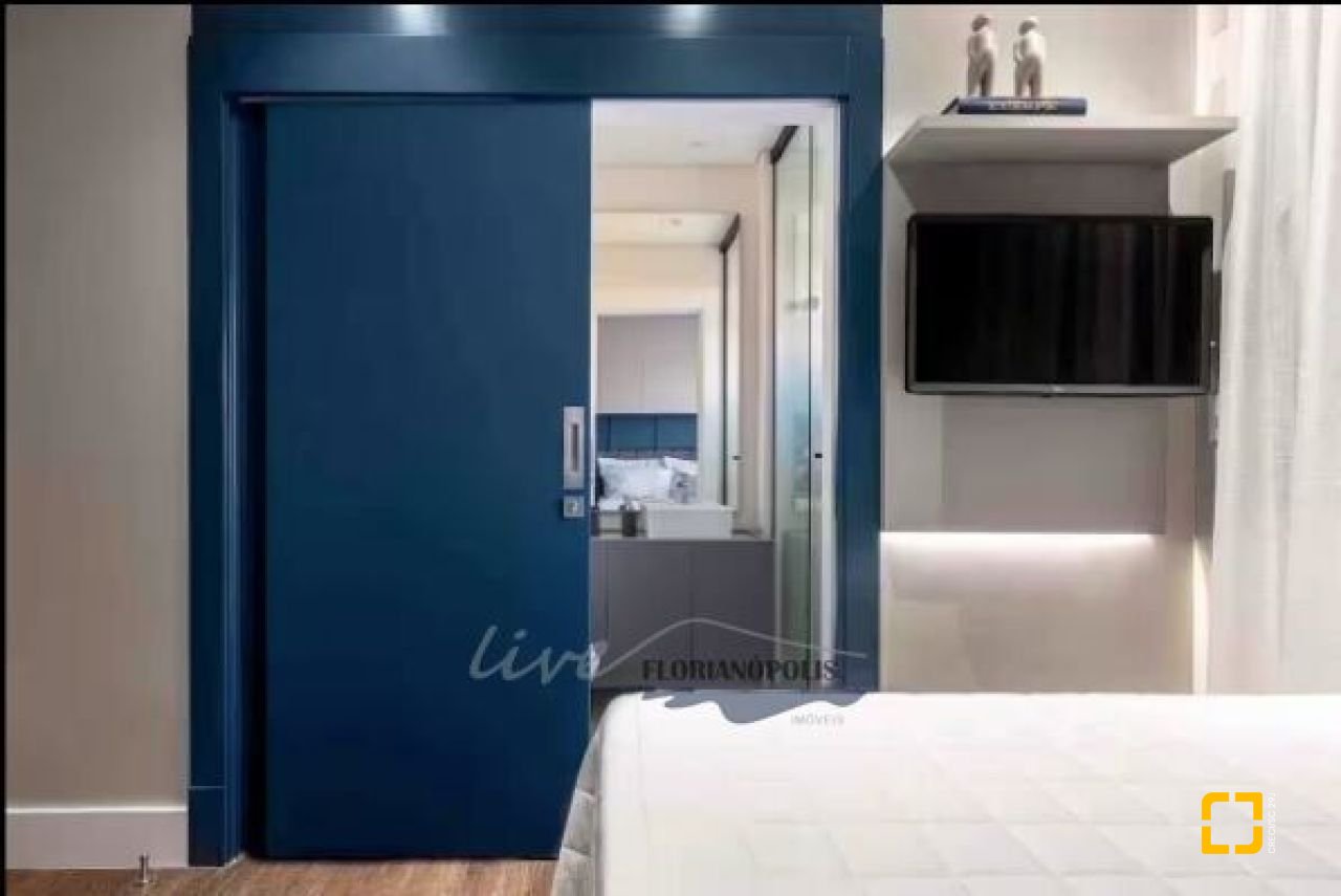 Apartamento com 124m², 6 quartos (sendo 3 suítes), 2 garagens, no bairro Jurerê Internacional em Florianópolis