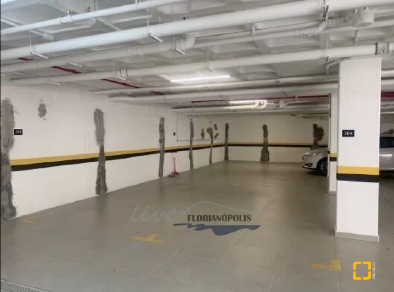 Apartamento com 124m², 6 quartos (sendo 3 suítes), 2 garagens, no bairro Jurerê Internacional em Florianópolis