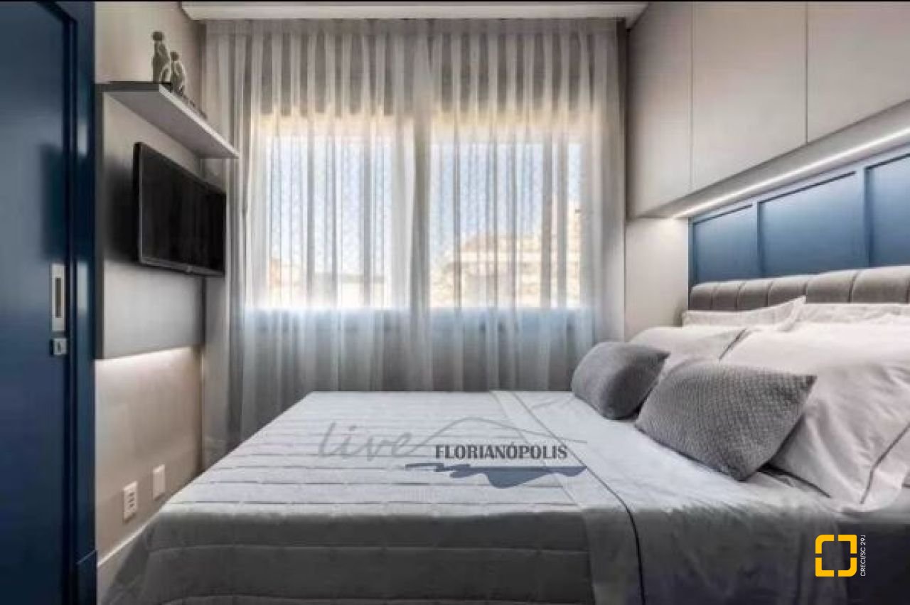 Apartamento com 124m², 6 quartos (sendo 3 suítes), 2 garagens, no bairro Jurerê Internacional em Florianópolis