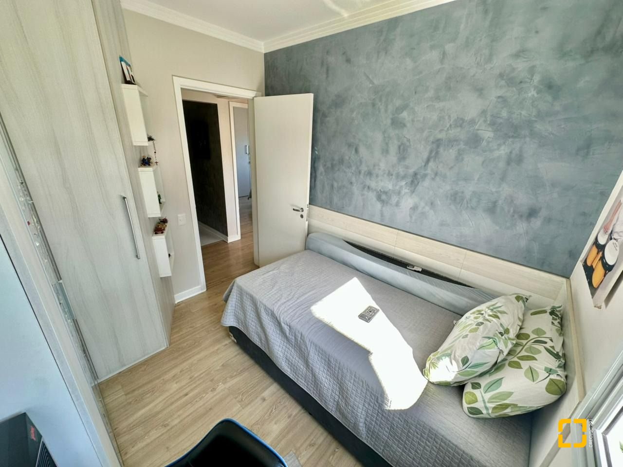 Apartamento com 89m², 4 quartos (sendo 1 suíte), 2 garagens, no bairro Itacorubi em Florianópolis