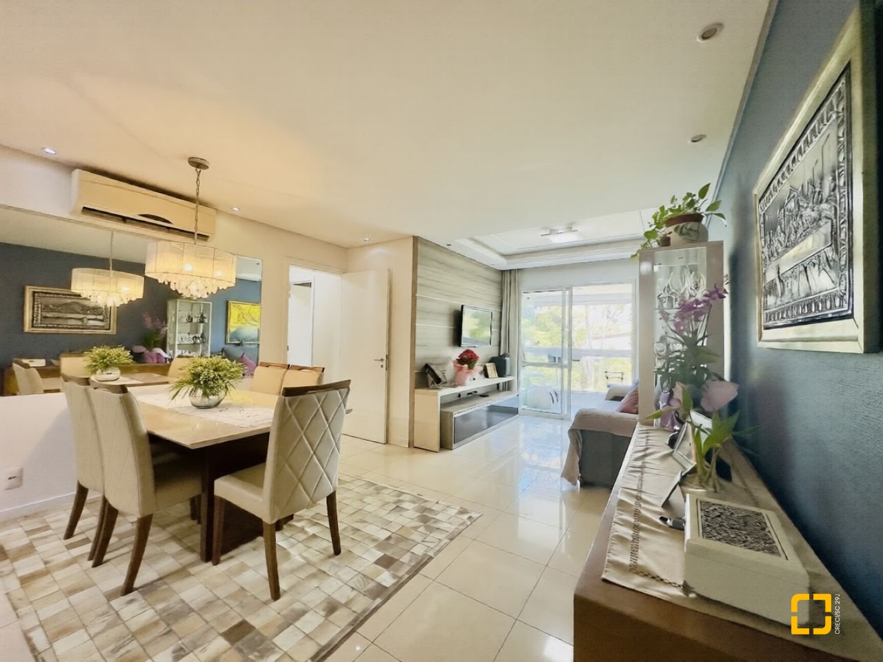 Apartamento com 89m², 4 quartos (sendo 1 suíte), 2 garagens, no bairro Itacorubi em Florianópolis