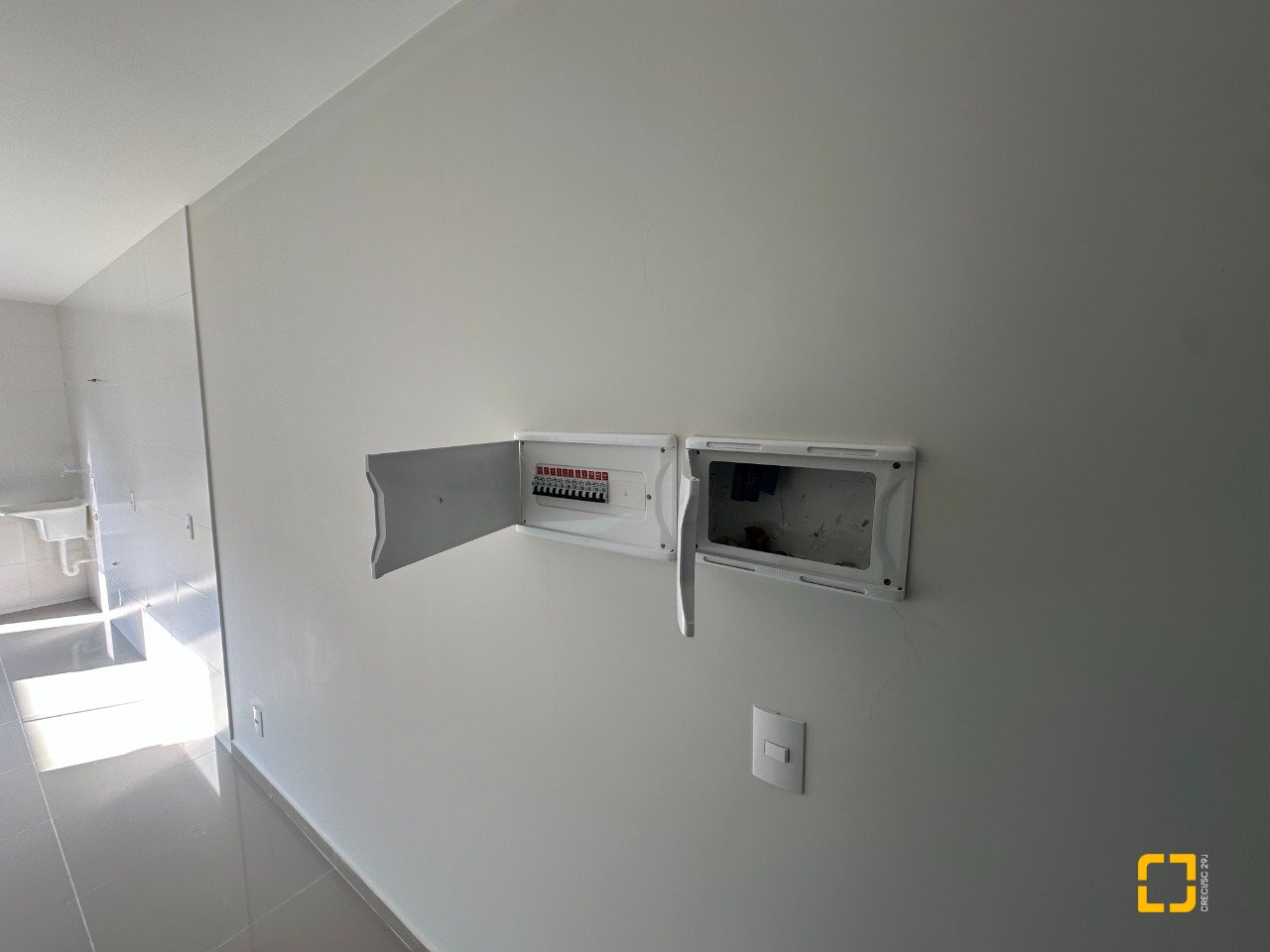 Casa com 50m², 2 quartos, 2 garagens, no bairro Forquilhas em São José