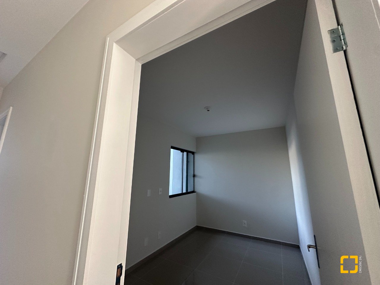 Casa com 50m², 2 quartos, 2 garagens, no bairro Forquilhas em São José