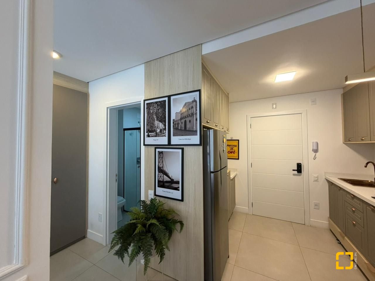 Studio com 35m², 1 quarto, 1 garagem, no bairro Estreito em Florianópolis