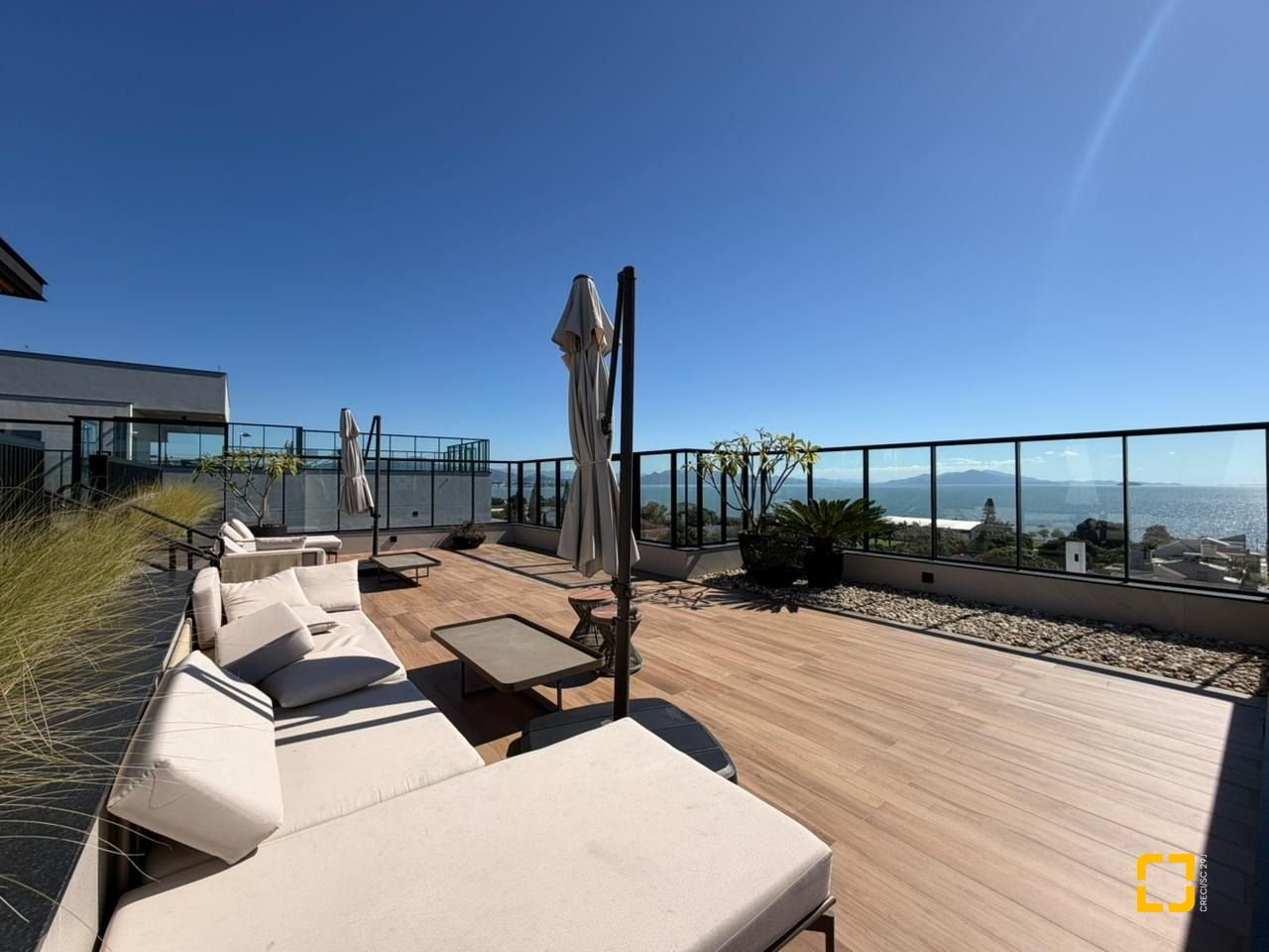 Studio com 35m², 1 quarto, 1 garagem, no bairro Estreito em Florianópolis