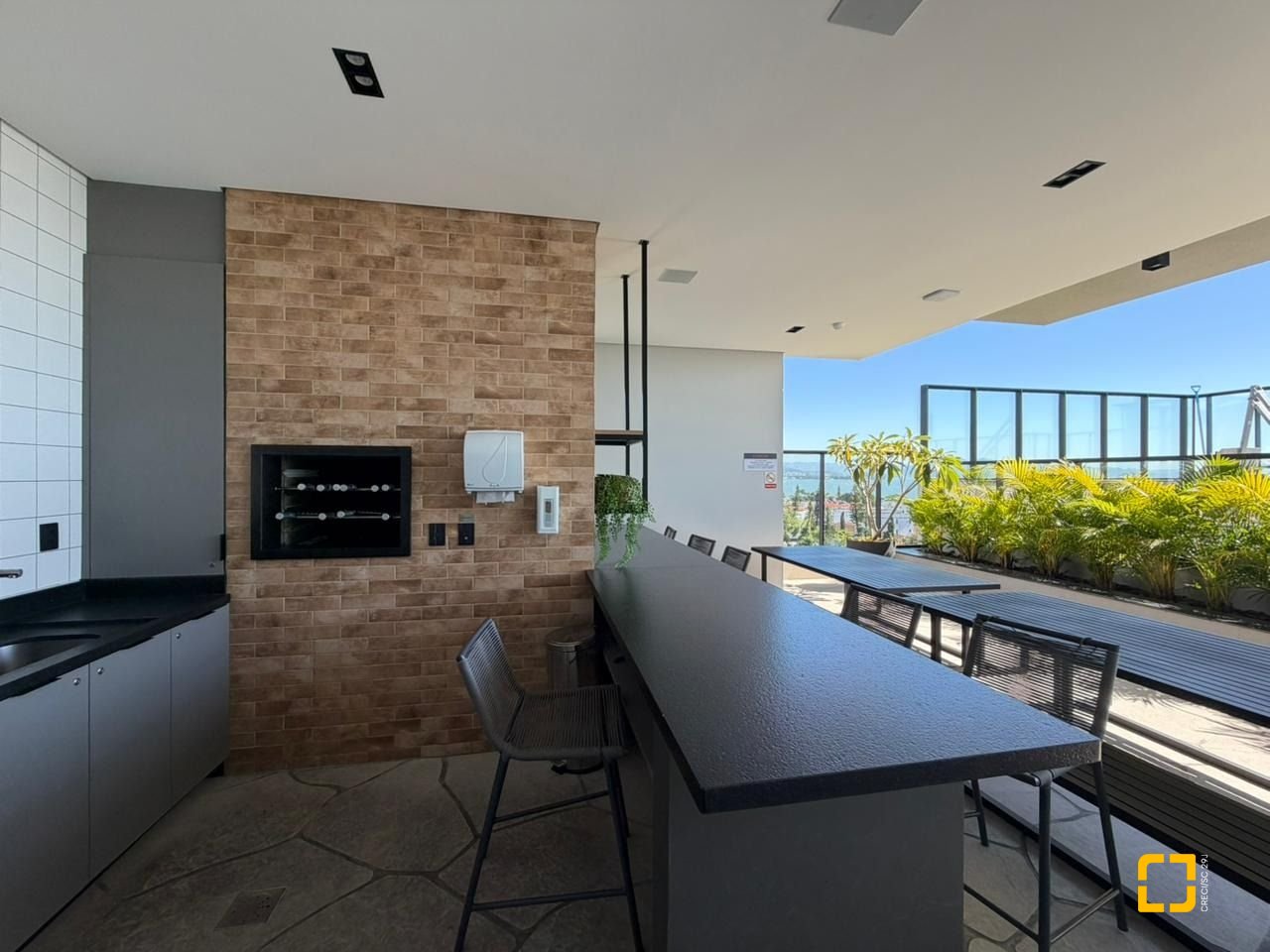 Studio com 35m², 1 quarto, 1 garagem, no bairro Estreito em Florianópolis