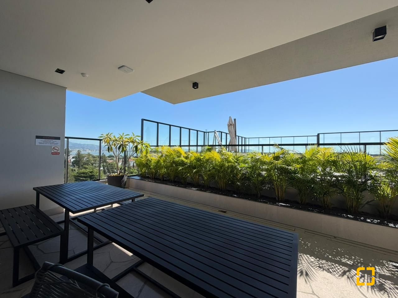 Studio com 35m², 1 quarto, 1 garagem, no bairro Estreito em Florianópolis
