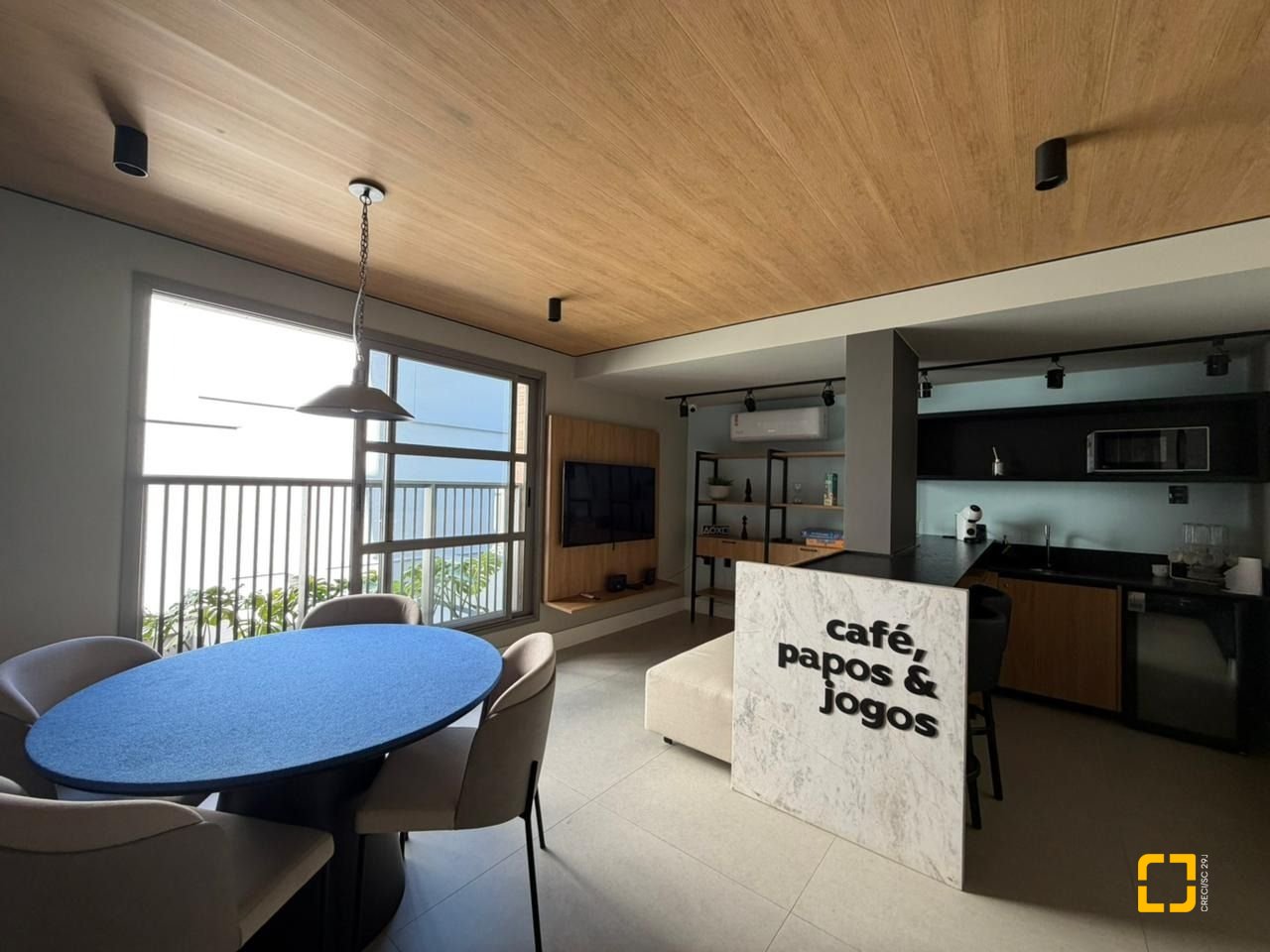 Studio com 35m², 1 quarto, 1 garagem, no bairro Estreito em Florianópolis