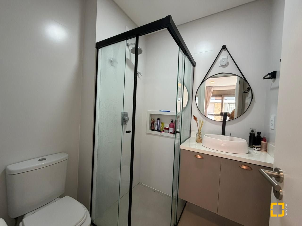 Studio com 35m², 1 quarto, 1 garagem, no bairro Estreito em Florianópolis