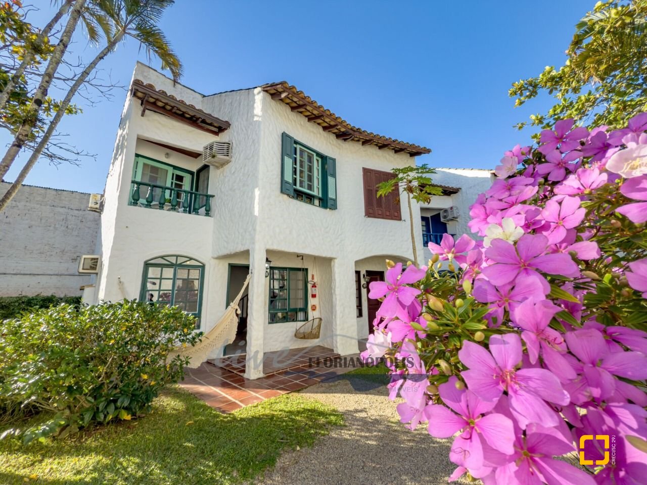 Apartamento com 68m², 2 quartos, no bairro Cachoeira do Bom Jesus em Florianópolis