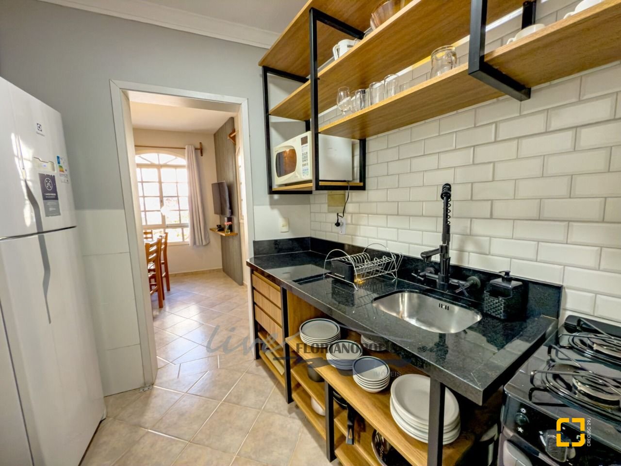 Apartamento com 68m², 2 quartos, no bairro Cachoeira do Bom Jesus em Florianópolis