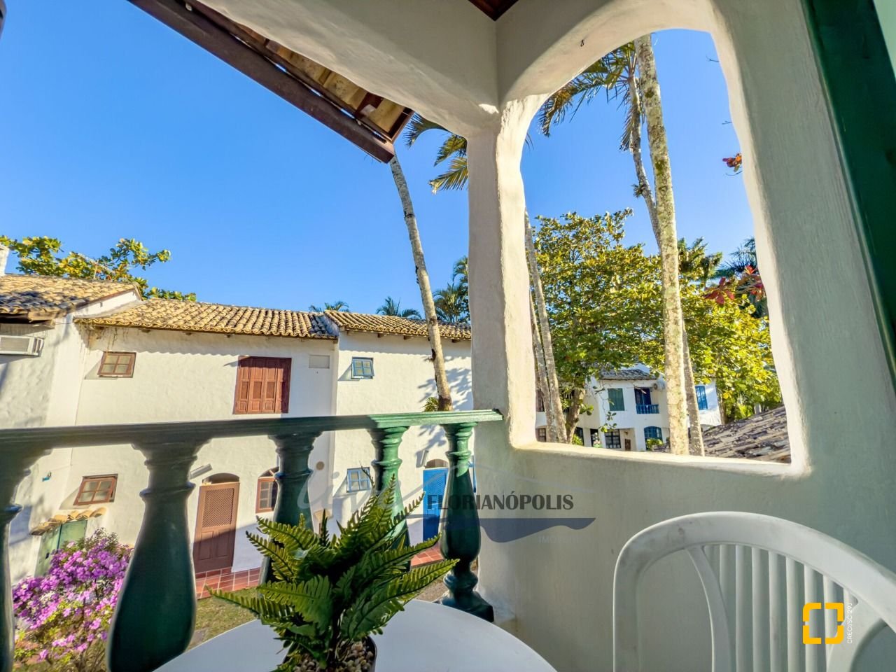 Apartamento com 68m², 2 quartos, no bairro Cachoeira do Bom Jesus em Florianópolis