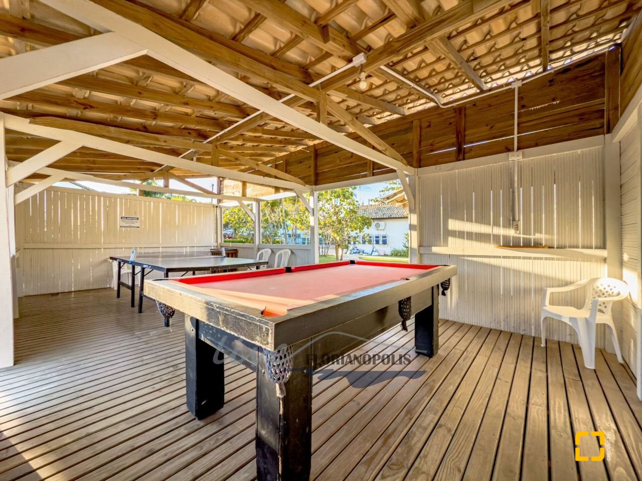 Apartamento com 68m², 2 quartos, no bairro Cachoeira do Bom Jesus em Florianópolis