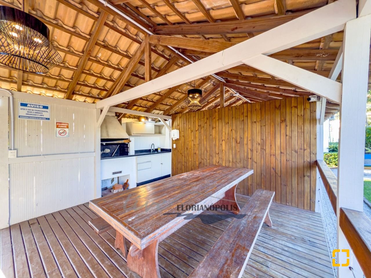 Apartamento com 68m², 2 quartos, no bairro Cachoeira do Bom Jesus em Florianópolis