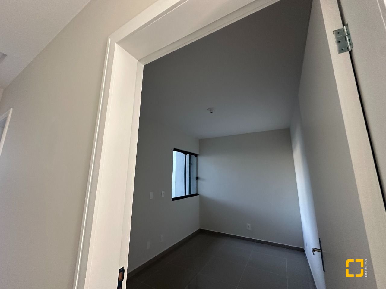 Casa com 50m², 2 quartos, 2 garagens, no bairro Forquilhas em São José
