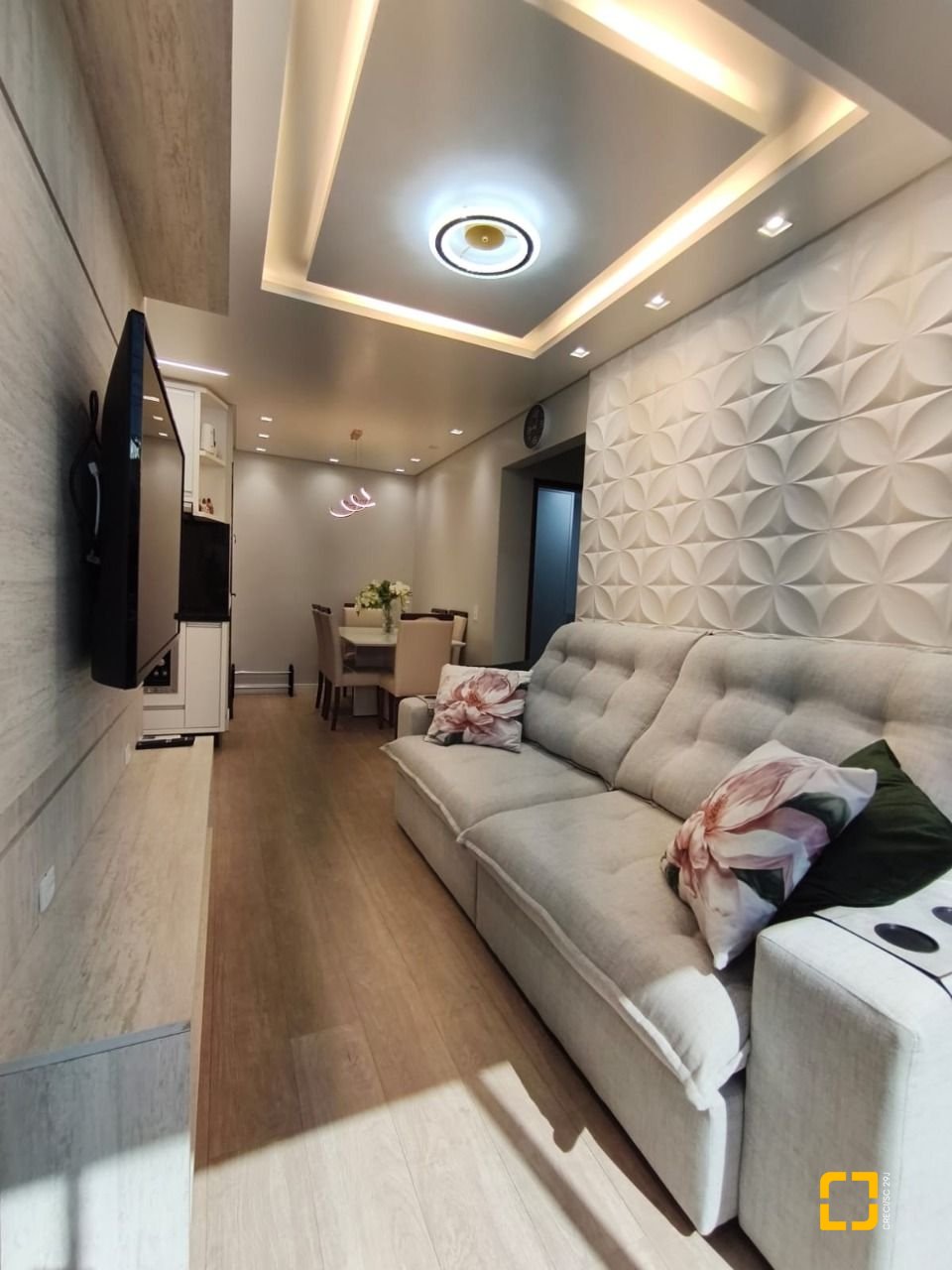 Apartamento com 58m², 3 quartos (sendo 1 suíte), 1 garagem, no bairro Ingleses em Florianópolis