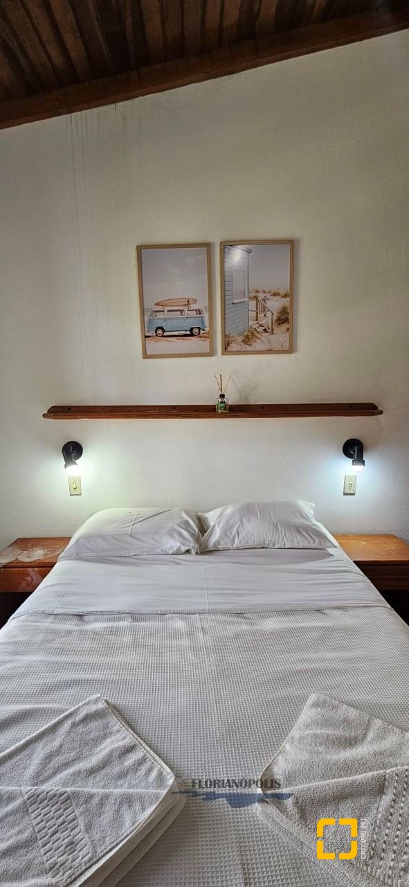 Apartamento com 61m², 2 quartos, 15 garagens, no bairro Cachoeira do Bom Jesus em Florianópolis