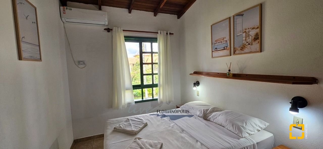 Apartamento com 61m², 2 quartos, 15 garagens, no bairro Cachoeira do Bom Jesus em Florianópolis
