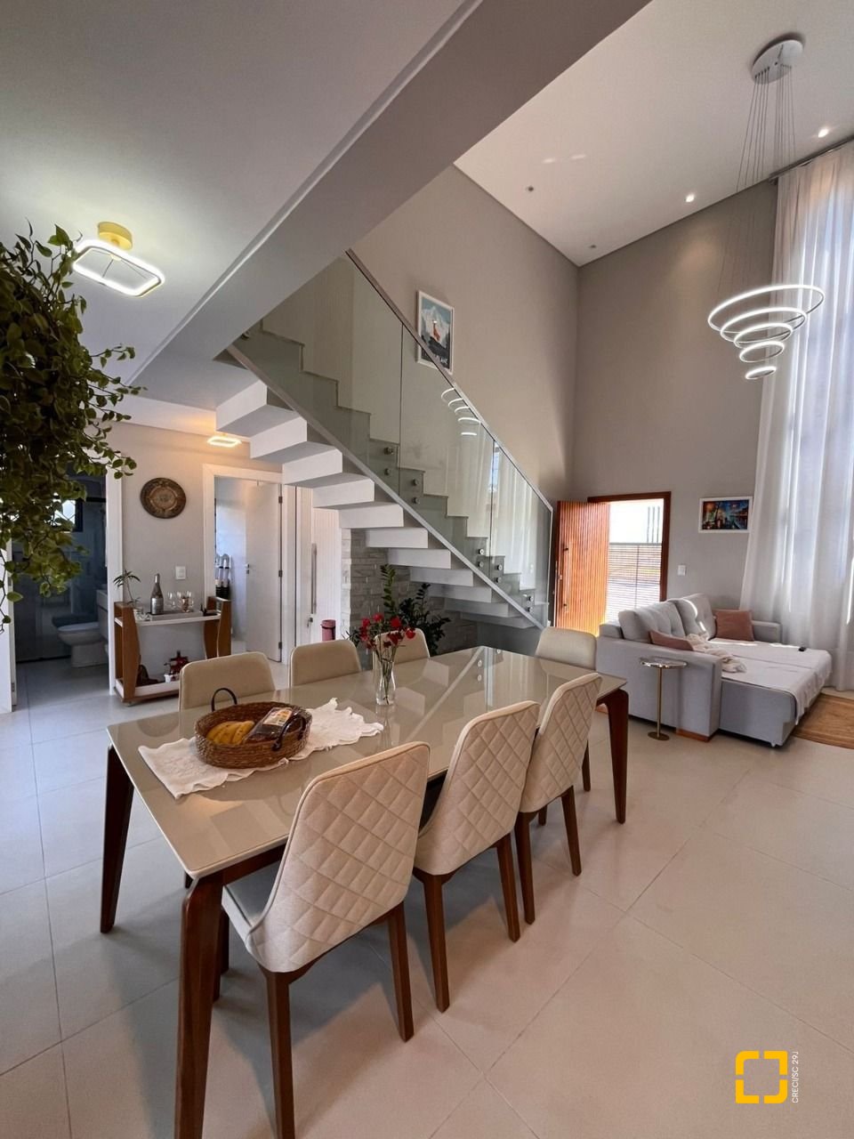Casa com 153m², 3 quartos (sendo 1 suíte), 2 garagens, no bairro Pinheira em Palhoça