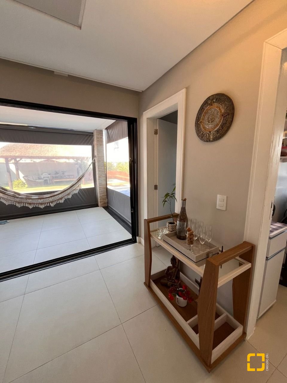 Casa com 153m², 3 quartos (sendo 1 suíte), 2 garagens, no bairro Pinheira em Palhoça