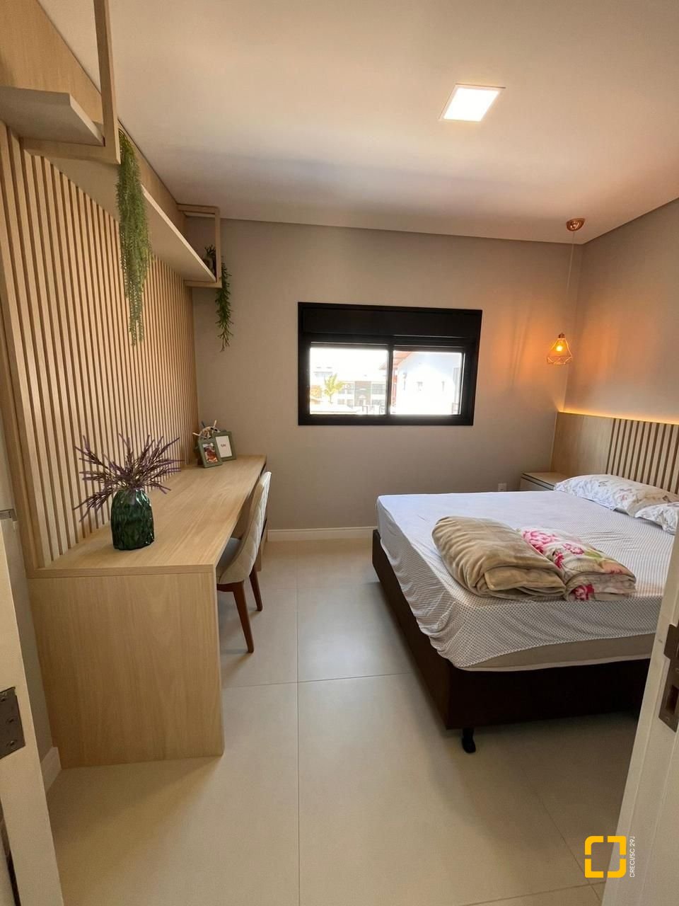 Casa com 153m², 3 quartos (sendo 1 suíte), 2 garagens, no bairro Pinheira em Palhoça