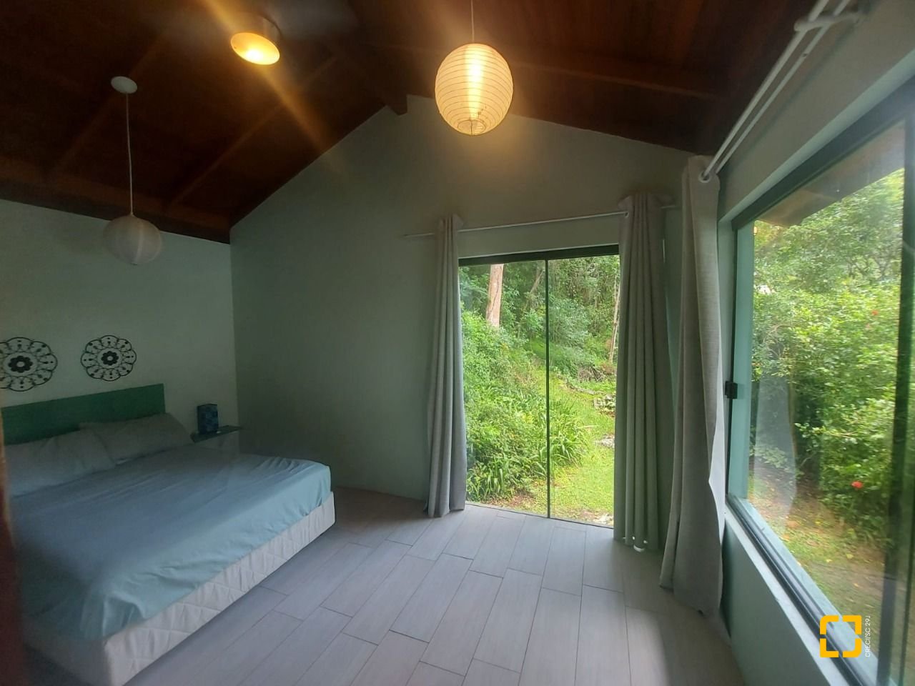 Casa com 65m², 1 quarto, no bairro Lagoa da Conceição em Florianópolis