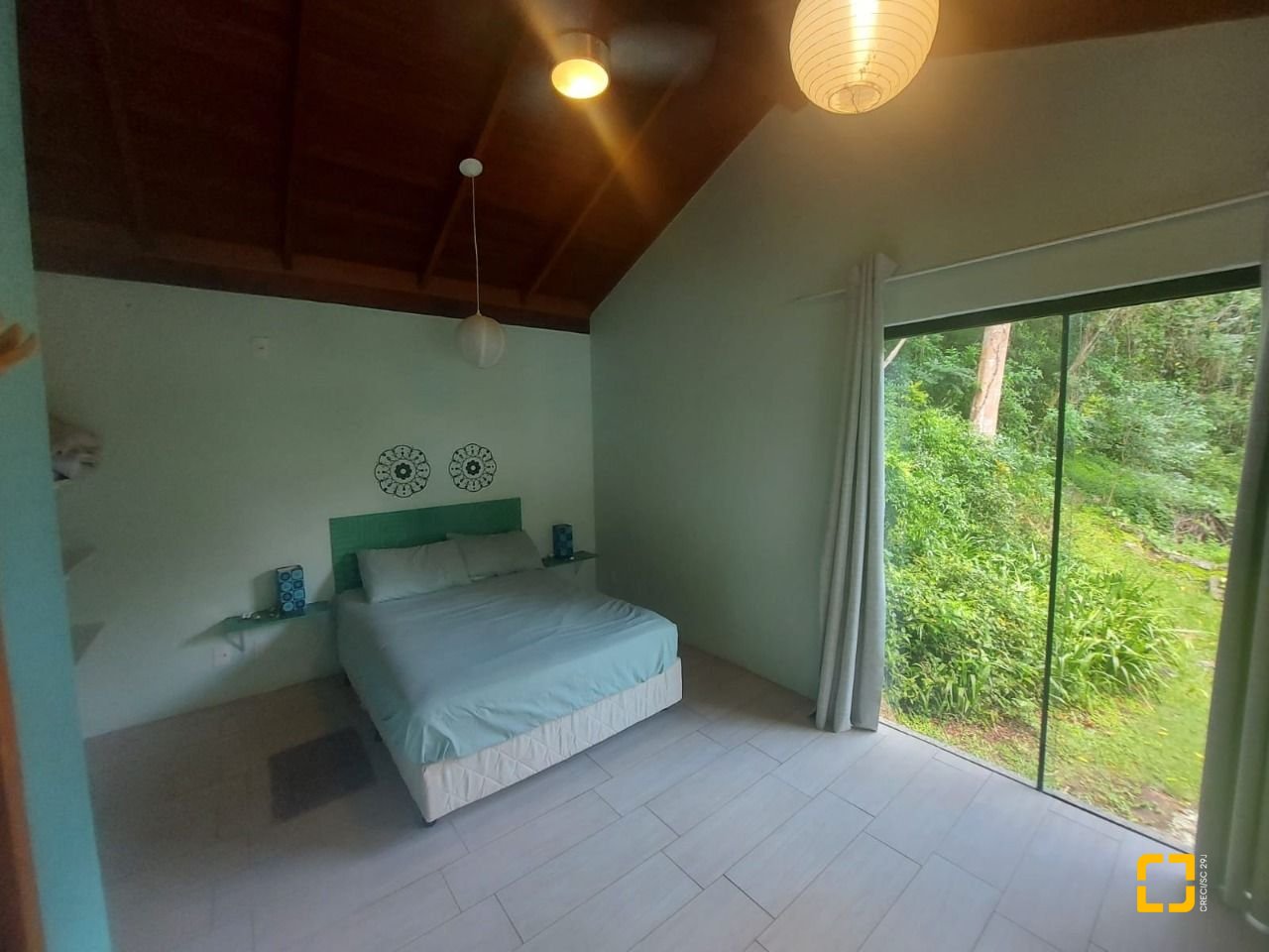 Casa com 65m², 1 quarto, no bairro Lagoa da Conceição em Florianópolis