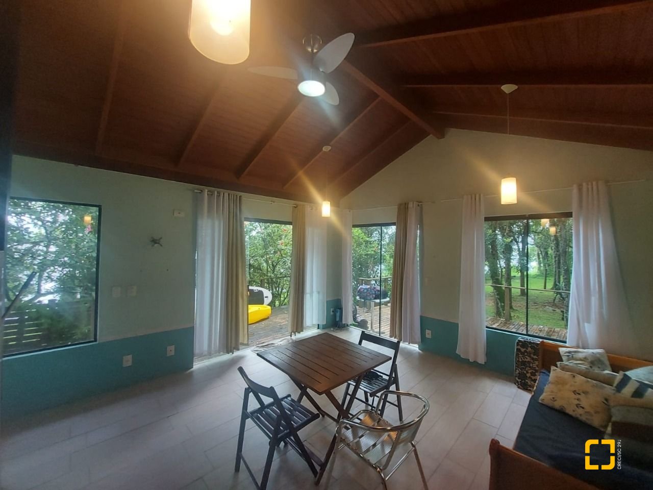 Casa com 65m², 1 quarto, no bairro Lagoa da Conceição em Florianópolis