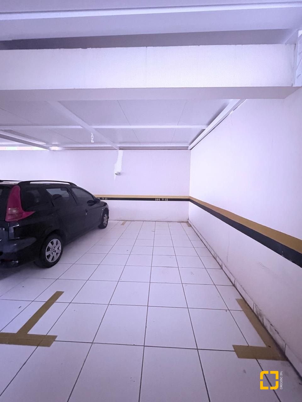 Apartamento com 67m², 3 quartos (sendo 1 suíte), 1 garagem, no bairro Centro em Florianópolis