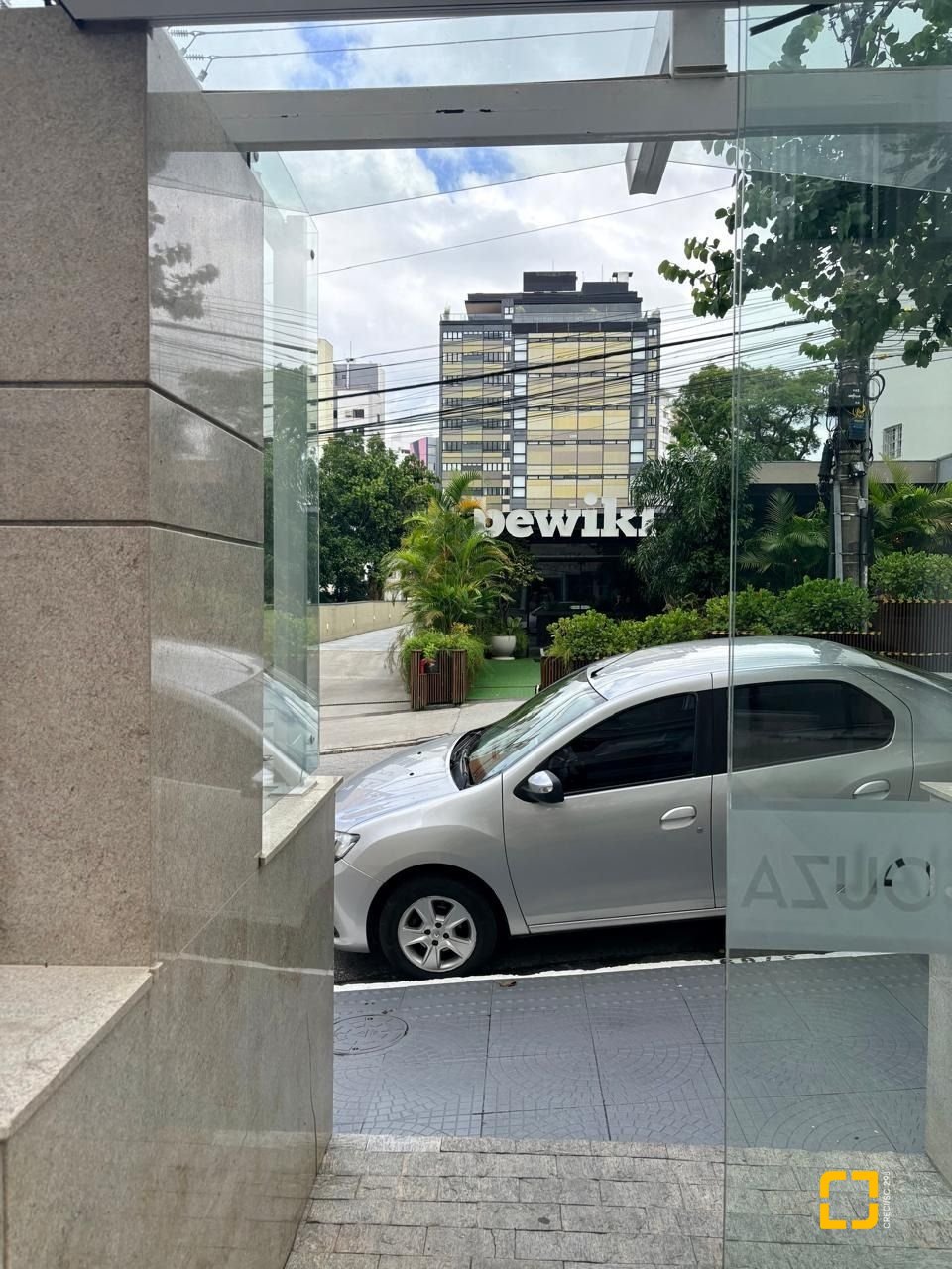 Apartamento com 67m², 3 quartos (sendo 1 suíte), 1 garagem, no bairro Centro em Florianópolis