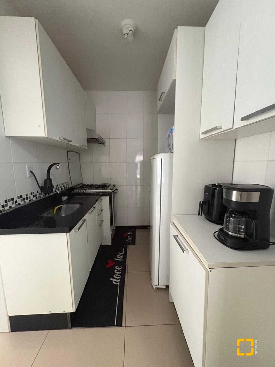 Apartamento com 67m², 3 quartos (sendo 1 suíte), 1 garagem, no bairro Centro em Florianópolis